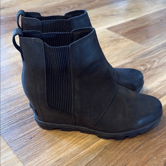 Women's Sorel Ankle Boots - Picture 2 of 7